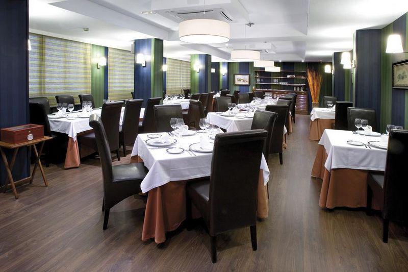 Hotel Los Bracos Logrono Restaurant photo